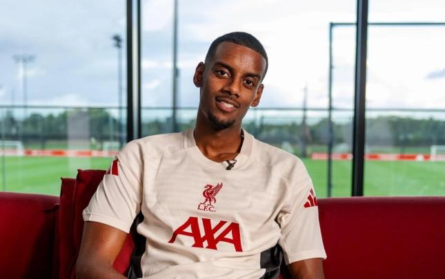 “Liverpul” İsakın transferini açıqlayıb