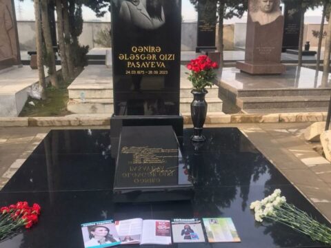 Qənirə Paşayevanın məzarı – FOTO