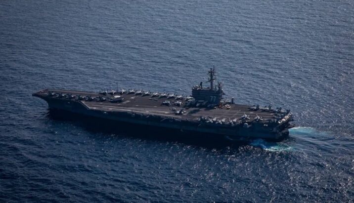 Stepanov: ABŞ-ın aviadaşıyıcıları  qorxuducu statusunu itirir