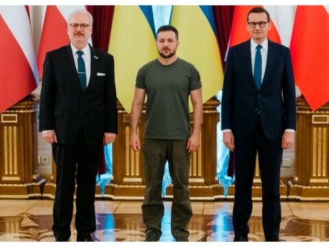 Latviya Prezidenti Ukraynada səfərdədir