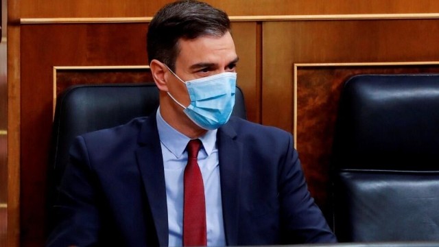 Baş nazir virusa yoluxdu Baş nazir virusa yoluxdu