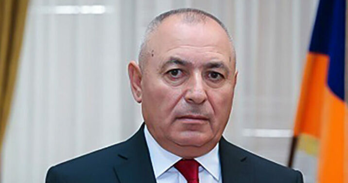 Keçmiş nazir FHN-də vəzifələri satırmış – İTTİHAM Keçmiş nazir FHN-də vəzifələri satırmış – İTTİHAM