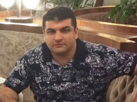 “Özünü İmam Mehdi kimi təqdim edən şəxsə tikdiyim binadan 8 mənzil verdim”