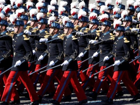 Fransa gələn il ordunun maliyyələşməsinə 43,9 milyard avro yönəldəcək