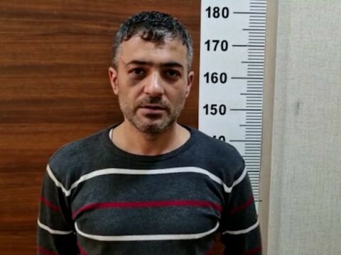 Bakıda qadının boğazından 3200 manatlıq qızıl boyunbağı qoparılıb