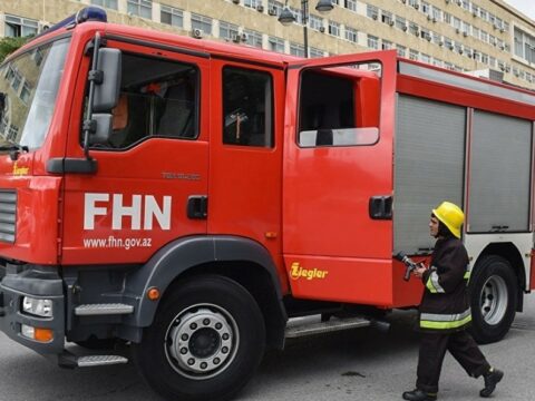 Yaşayış binası yandı – 6 nəfər təxliyə edildi 