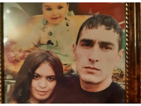 Şəhid bacısı: “Qardaşım xanımının ildönümündə bayrağa bükülüb geri döndü, övladı tək qaldı”