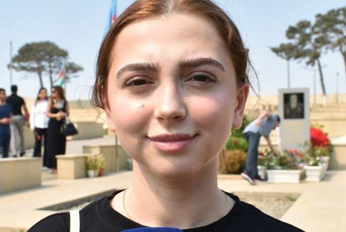 Amerikalı senator Mirzə Ələkbər Sabirin nəticəsinin müraciətini cavablandırdı