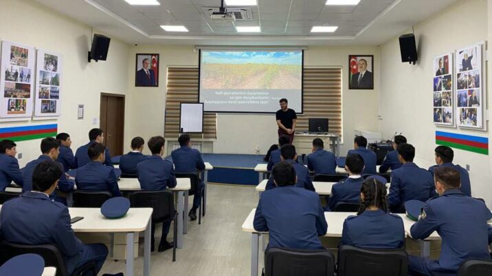 Gömrük Akademiyasında tələbələr üçün təlim keçirildi