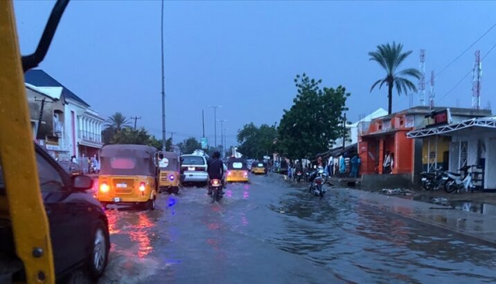 Nigeriyada daşqınlar nəticəsində 90 minə yaxın ev su altında qalıb