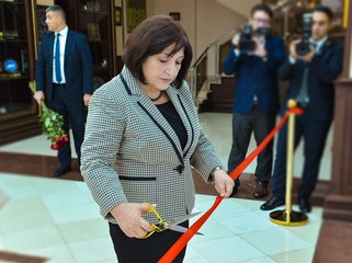 3 qaziyə Milli Məclisdə iş verildi – FOTO 3 qaziyə Milli Məclisdə iş verildi – FOTO