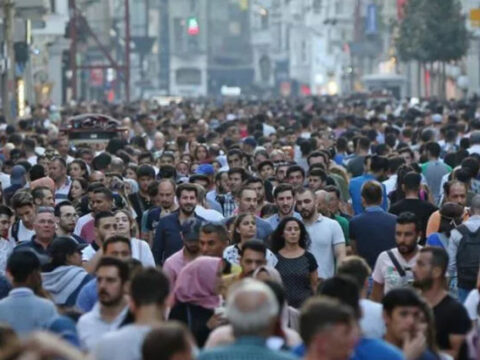 Dünya əhalisinin sayı 8 milyard oldu