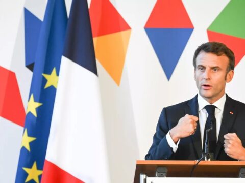 “Makronun iflasa uğrayan diplomatiyası Fransanı müttəfiqsiz qoyacaq…”