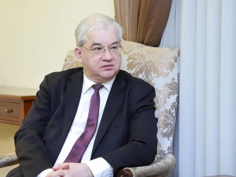 Xovayev Bakıya sülh müqaviləsinə görə gedib