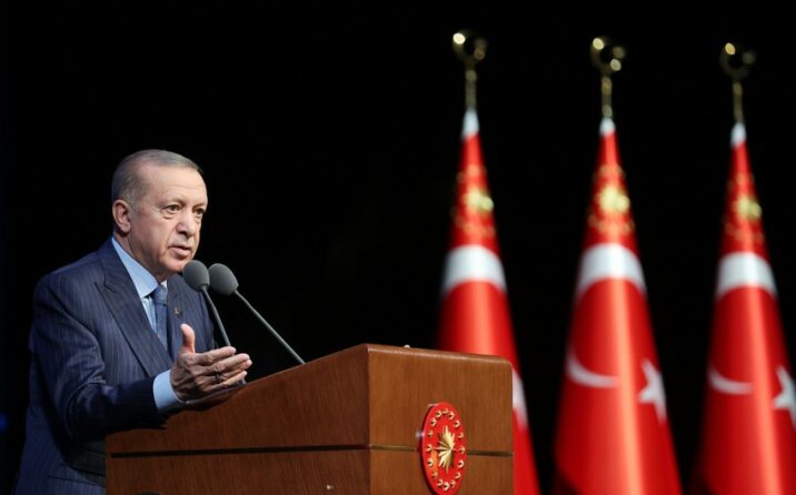 Ərdoğan: "Türkiyə iqtisadiyyatı 3,9% böyüyüb"