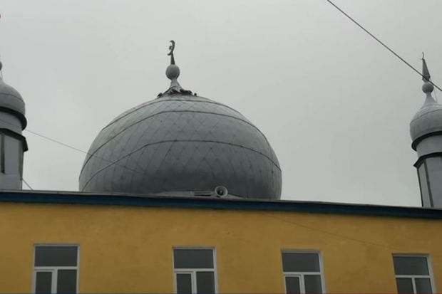 Qusarın bir əsrlik tarixi olan “Tac-Mahal” məscidi Qusarın bir əsrlik tarixi olan “Tac-Mahal” məscidi