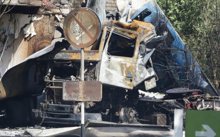 Əfqanıstanda yanacaq tankerinin partlaması nəticəsində 19 nəfər ölüb Əfqanıstanda yanacaq tankerinin partlaması nəticəsində 19 nəfər ölüb