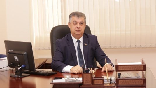 ”Qiymətlər ucuzlaşmalıdır ki, ölkədə hər kəs Yeni il süfrəsi aça bilsin…” ”Qiymətlər ucuzlaşmalıdır ki, ölkədə hər kəs Yeni il süfrəsi aça bilsin…”
