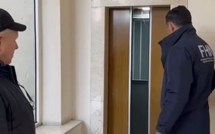 Bakıda 11 mərtəbəli yaşayış binasında liftin fəaliyyətini dayandırdı