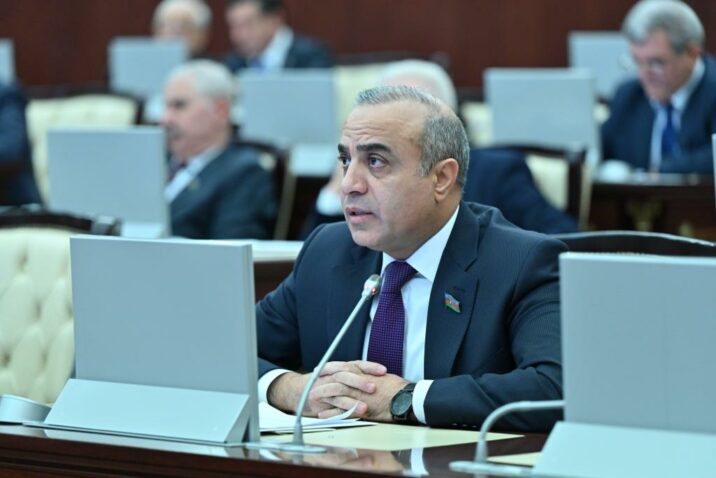 Əgər bu məlumat doğrudursa və növbəti Volkov-Vardanyan oyunu deyilsə… Əgər bu məlumat doğrudursa və növbəti Volkov-Vardanyan oyunu deyilsə…