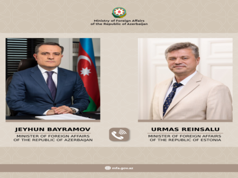 Ceyhun Bayramov estoniyalı həmkarı ilə danışdı