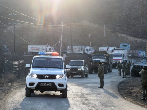 Sülhməramlıların daha 10 maşını aksiya ərazisindən keçdi