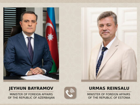 Ceyhun Bayramov estoniyalı həmkarı ilə danışdı
