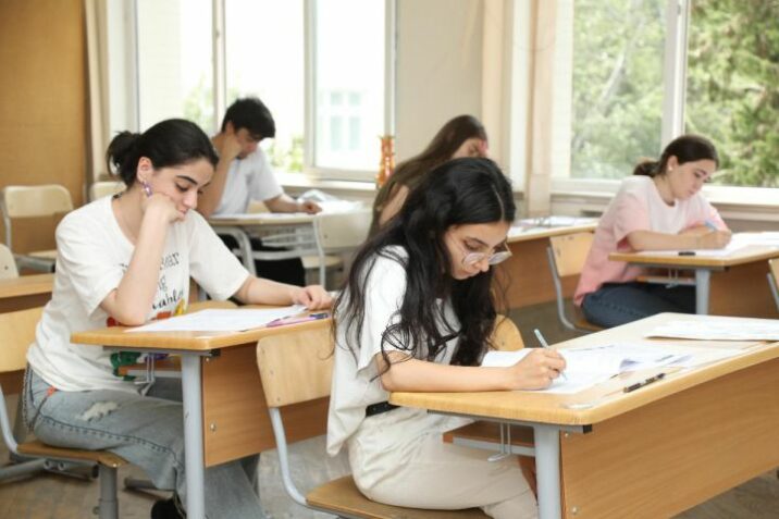 Qəbul imtahanları üçün yeni tariflərə dair güzəştlər ediləcək Qəbul imtahanları üçün yeni tariflərə dair güzəştlər ediləcək