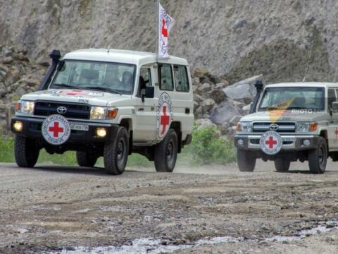 Daha üç erməni Xankəndidən Ermənistana aparıldı