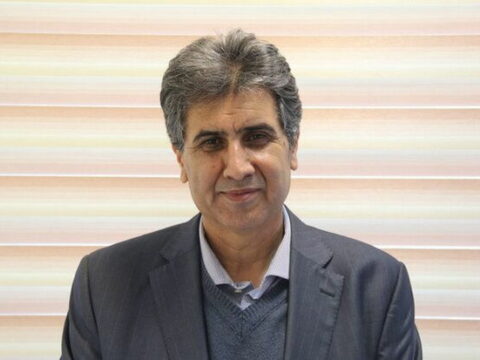 Molla rejimi tələbələrinin saxlanılmasına etiraz edən qəzvinli müəllimi həbs etdi