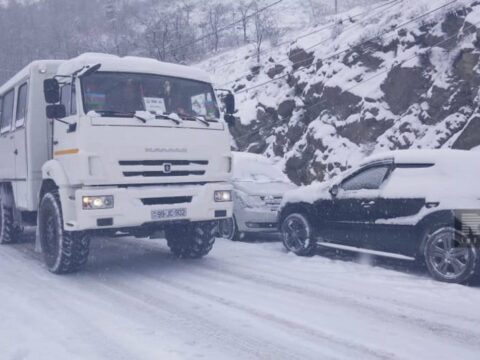 Xankəndi-Laçın yolunda sülhməramlıların daha bir avtomobil maneəsiz hərəkət edib