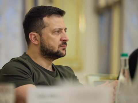 Zelenski hərbi rəhbərliyi Lvovda topladı: “Hazır olmalıyıq”