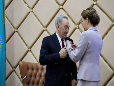 Nursultan Nazarbayev fəxri senator titulundan məhrum edildi