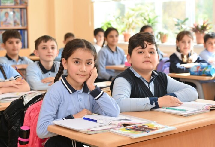 Sabahdan şagirdlərin yerdəyişməsi dayandırılır Sabahdan şagirdlərin yerdəyişməsi dayandırılır
