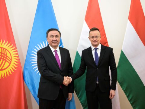 Türk Dövlətləri Təşkilatının baş katibi Macarıstan XİN başçısı ilə görüşdü