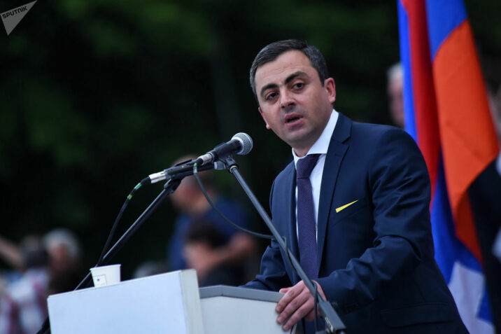 Ermənistan parlamenti bu deputatı mandatdan məhrum etməyə hazırlaşır Ermənistan parlamenti bu deputatı mandatdan məhrum etməyə hazırlaşır