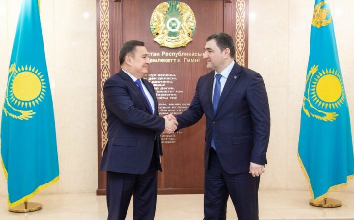 Azərbaycan səfiri Qazaxıstanın daxili işlər naziri ilə görüşüb Azərbaycan səfiri Qazaxıstanın daxili işlər naziri ilə görüşüb