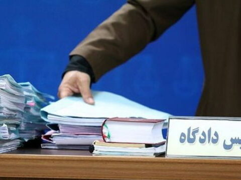 Təbrizdə daha üç etirazçı gəncə həbs cəzası verildi