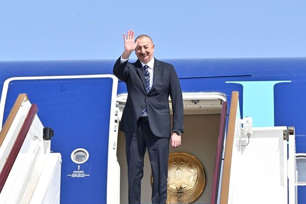 İlham Əliyevin Birləşmiş Ərəb Əmirliklərinə işgüzar səfəri başa çatıb İlham Əliyevin Birləşmiş Ərəb Əmirliklərinə işgüzar səfəri başa çatıb