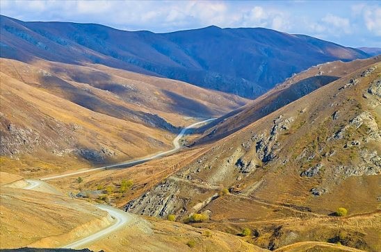Ermənistandan Qarabağa gizli yollar var? Ermənistandan Qarabağa gizli yollar var?