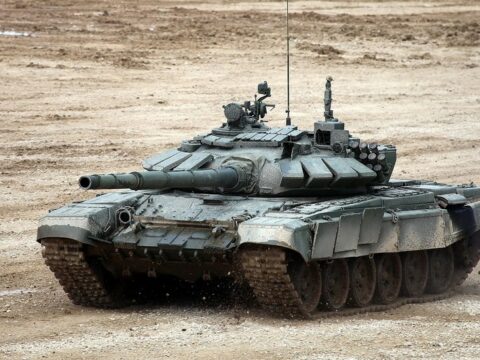 Polşa Ukraynaya 260 ədəd T-72 tankı göndərib