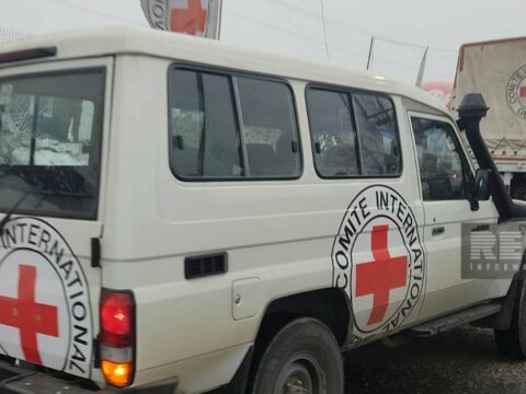 Xankəndi-Laçın yolunda BQXK-yə məxsus avtomobillərin növbəti dəfə hərəkətinə şərait yaradılıb