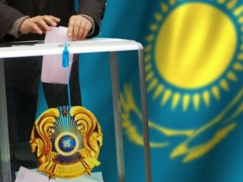 Qazaxıstanda 7 partiya növbədənkənar seçkilərə buraxıldı