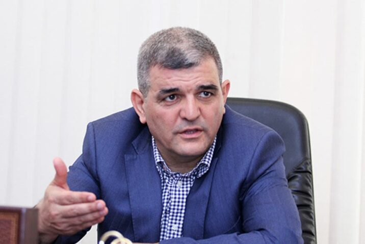 “Dəmkeşləri də İran mollaları olar, bacıların birlikdə təqdimatına baxmağa çox az qalıb…” “Dəmkeşləri də İran mollaları olar, bacıların birlikdə təqdimatına baxmağa çox az qalıb…”