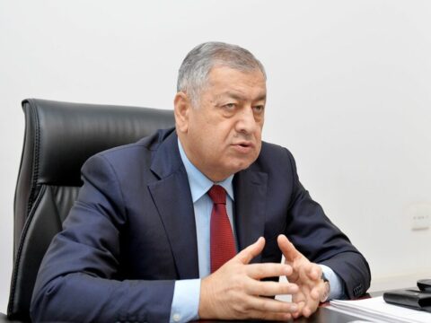 “Prezident maaşları artıran kimi nazirlər qiymətləri qaldırır”
