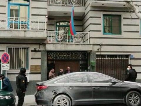 Səfirliyə hücumada diqqətçəkən detal – “Bu, terrorçuların rəmzidir”