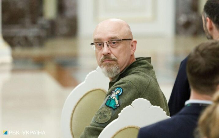 Reznikov: Vəziyyət çətin, amma idarəolunandır Reznikov: Vəziyyət çətin, amma idarəolunandır