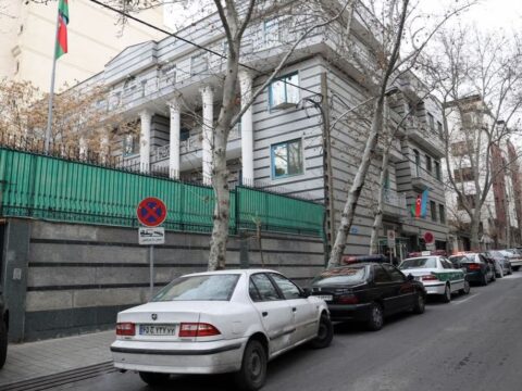 İslandiyadakı icmamız dünya ictimaiyyətinə müraciət etdi 