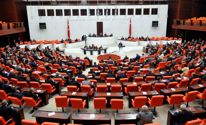 Türkiyəli deputatlar 4 günlük Bakıya gəldilər Türkiyəli deputatlar 4 günlük Bakıya gəldilər