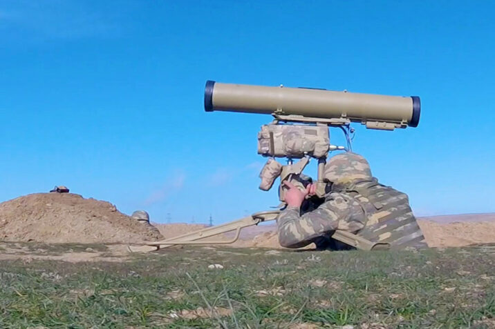 Orduda tank əleyhinə idarə olunan raket kompleksləri üzrə toplanış keçirildi Orduda tank əleyhinə idarə olunan raket kompleksləri üzrə toplanış keçirildi